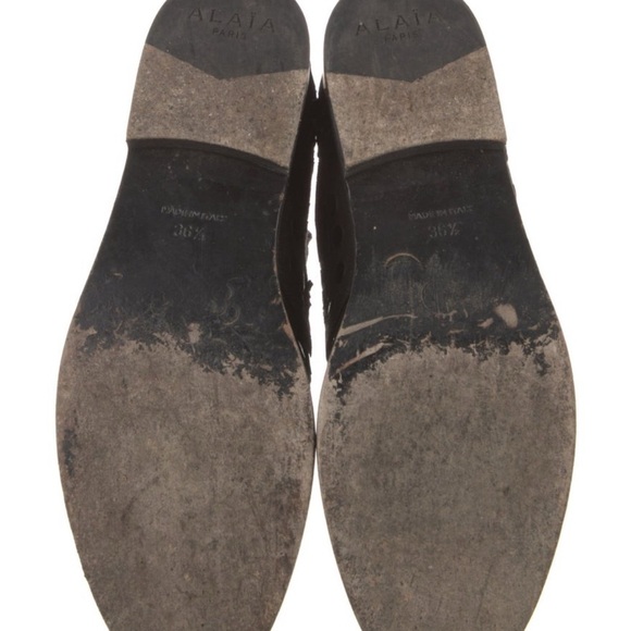 ALAÏA Black Suede Laser-Cut Chelsea Boots | IT 36.5 (US 6.5) | Suede Boots - Picture 5 of 5